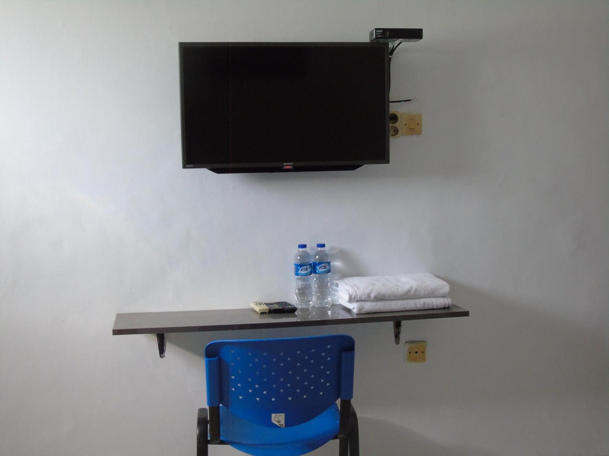 Hotel Permata Zamrud Cirebon Room photo